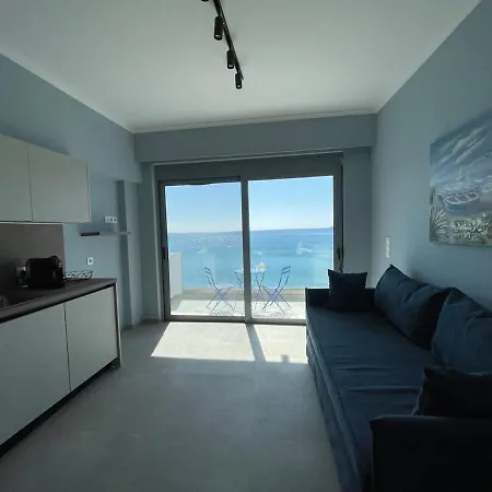 Sea Breeze Modern With A Refreshing Balcony View * Charaki